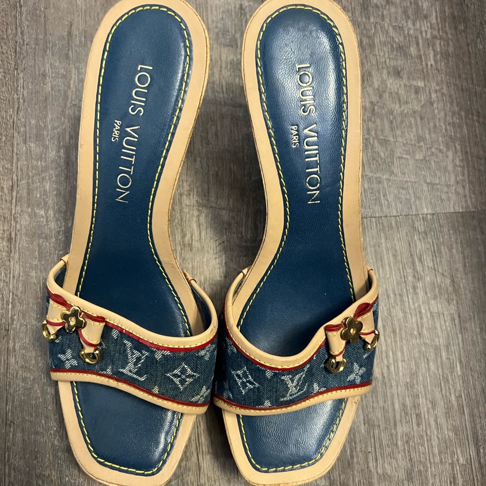💯 AUTHENTIC Murakami Vintage Denim LV Heels 👠